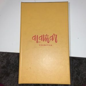 Tropical Eyeshadow Palette